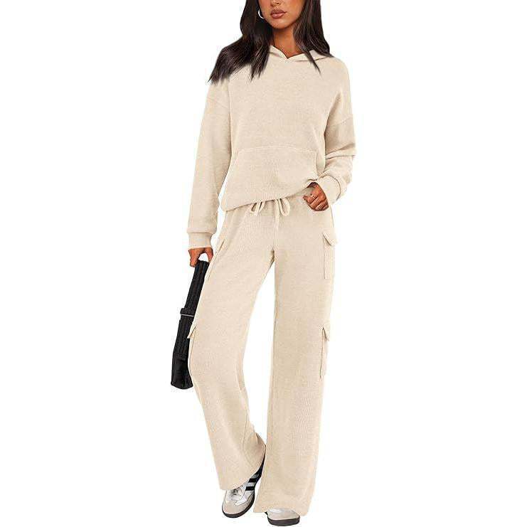 Casual and comfortable women's suit